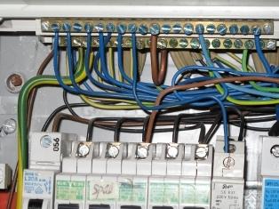 cum să alegeți un electrician profesionist