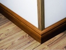 Installation of plastic skirting boards with cable channel