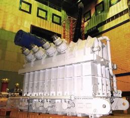 Transformator ORTs-417000/750 cu o capacitate de 417 MVA pentru o tensiune de 750 kV