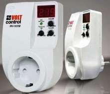 Voltage relay plug-socket