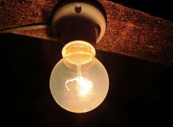 Siapa yang sebenarnya mencipta bola lampu?