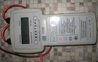 The device for measuring the resistance of the phase-zero circuit 