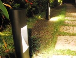 Ativar automaticamente a iluminação pública em uma área suburbana