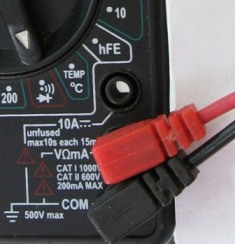 Connecting test probes to a multimeter