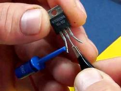 Kuinka tarkistaa diodi ja tiristori - 3 helppoa tapaa
