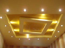 Montagem de luminárias em tetos suspensos e suspensos