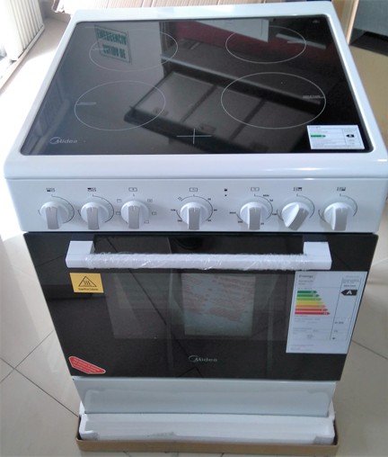 Connection of induction cooker with oven