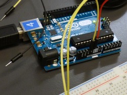 Menyambung dan pengaturcaraan Arduino untuk pemula