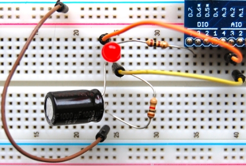 How to learn to read electronic circuits