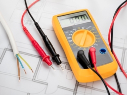 Шта је бројчаник и како правилно звонити жице, каблове и разне електричне опреме