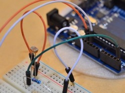 Conexión de sensores analógicos a Arduino, lectura de lecturas de sensores