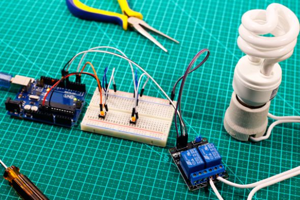 Arduino és 220 V terhelés