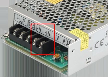 Output terminals 12 volt power supply