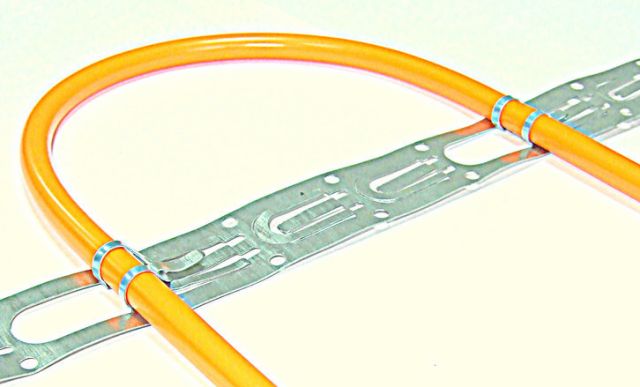 Plastic strip with clips