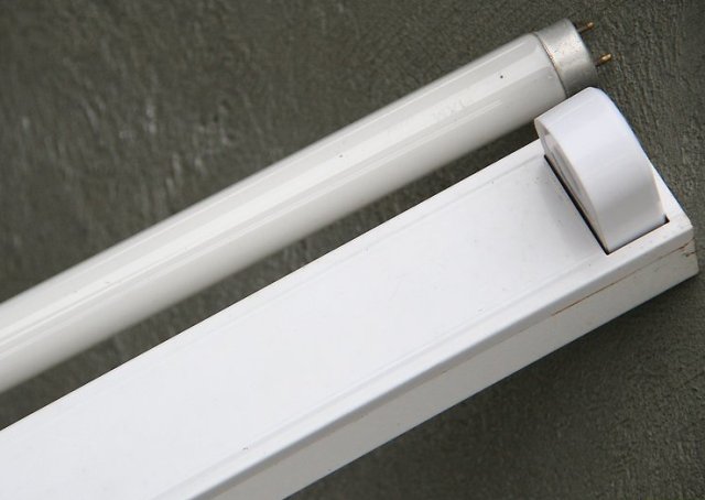 Los principales fallos de funcionamiento de las luminarias con lámparas fluorescentes y su reparación.