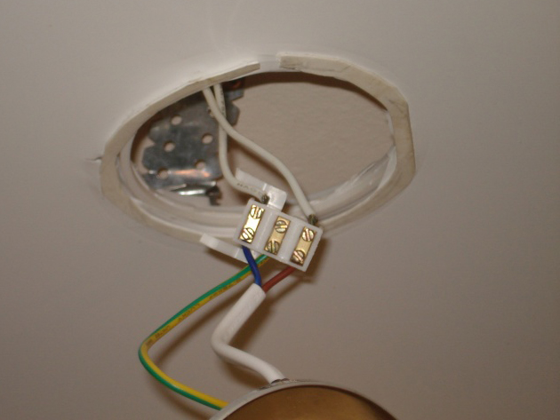 Conexión de cableado a la lámpara