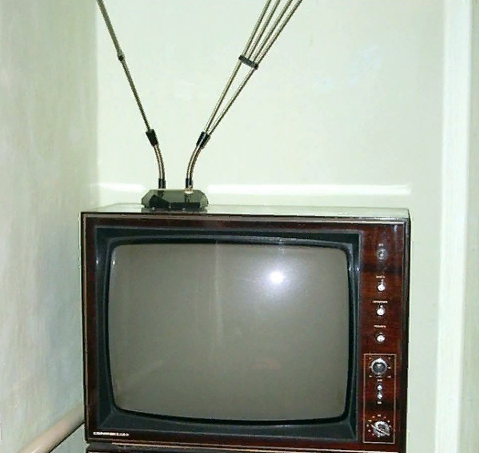 TV pin antenna