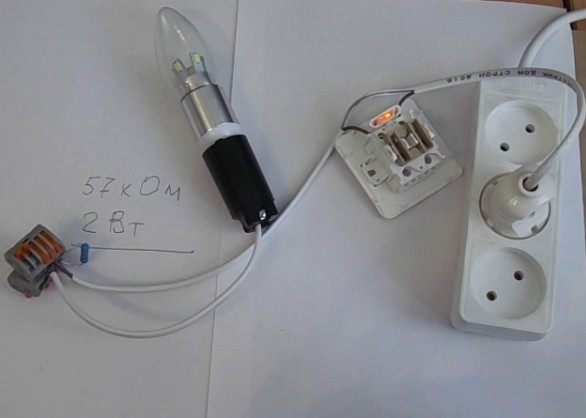 Esquema de conexão do resistor ao interruptor iluminado