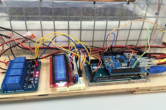 Arduino példa az üvegházhatású automatizálásra