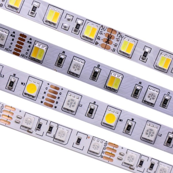 Värillinen LED-nauhalaite