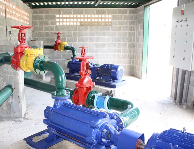Pumping station with two pumps