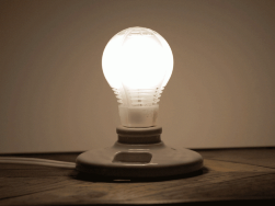LED-lamppujen ja muiden valonlähteiden kopiointi ja välkkyminen