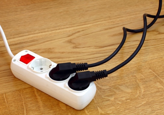 The main types of electrical extension cords for home