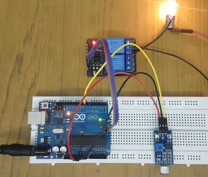 Ovládání světla pomocí arduino a zvukového senzoru